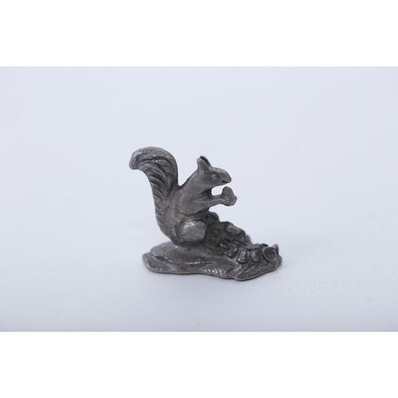 Squirrel, Eating, Nuts, Pewter, Statue, Miniature, Game Piece, Statuette, Vintag - Picture 2 of 3